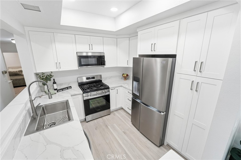 7322 Yellowtail Drive 104