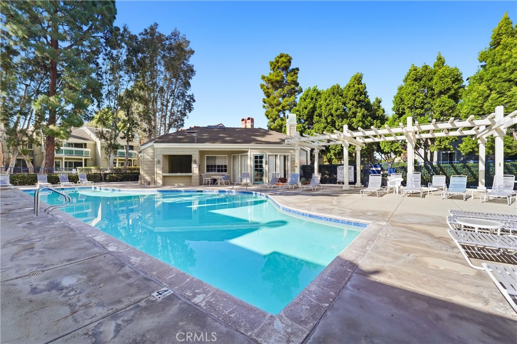 7322 Yellowtail Drive 104