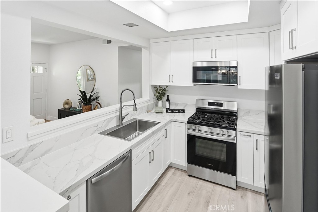 7322 Yellowtail Drive 104