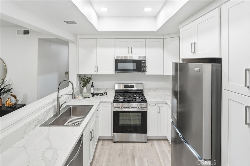 7322 Yellowtail Drive 104