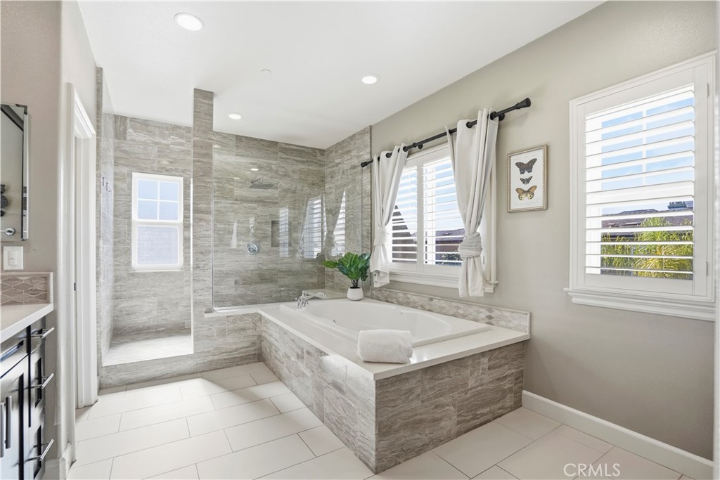 17491 Oakbluffs Lane