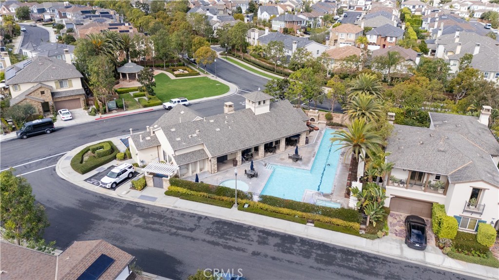 17491 Oakbluffs Lane