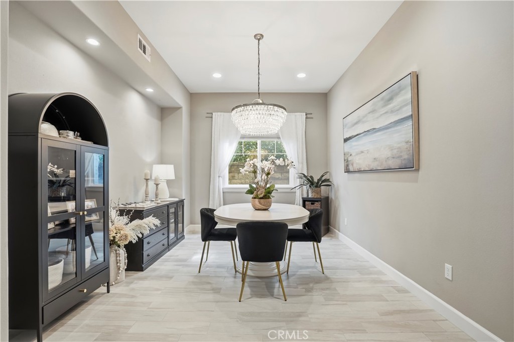 17491 Oakbluffs Lane