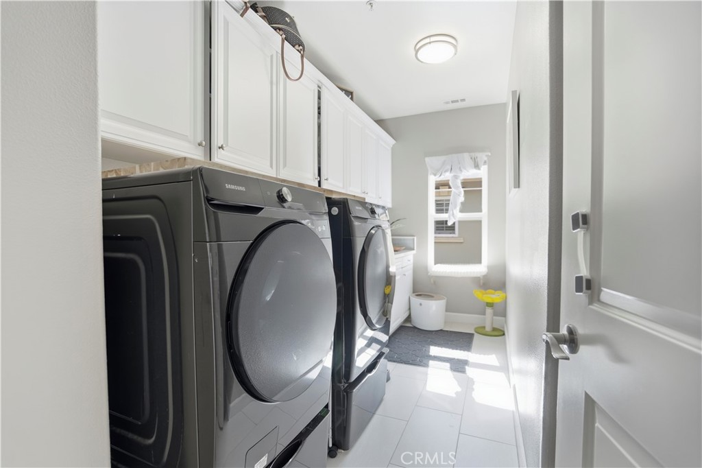 17491 Oakbluffs Lane