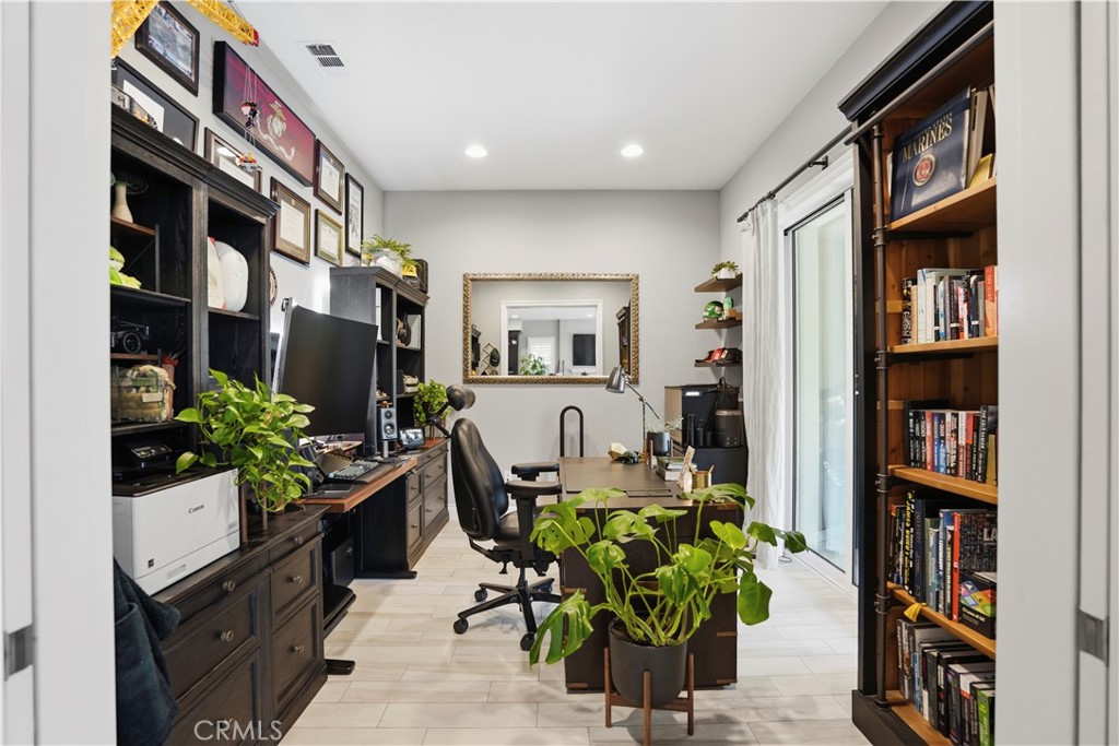 17491 Oakbluffs Lane