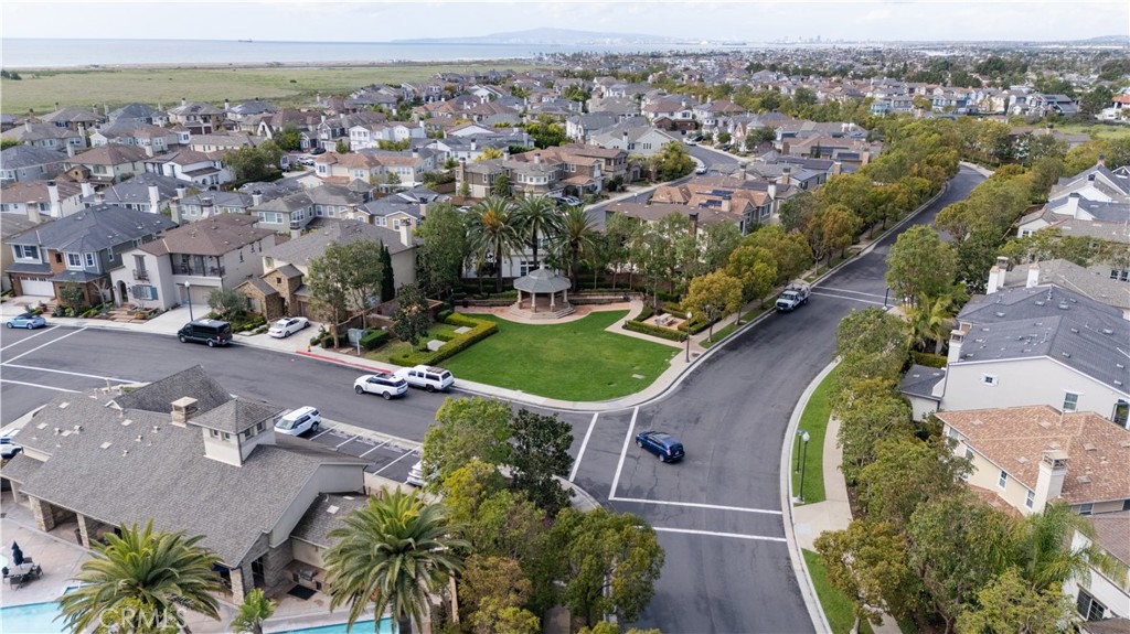 17491 Oakbluffs Lane