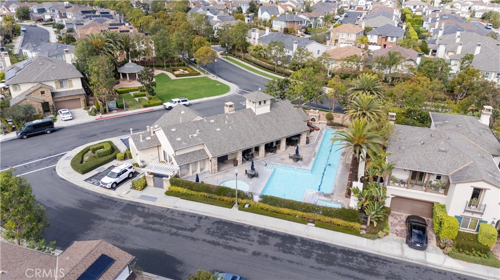 17491 Oakbluffs Lane