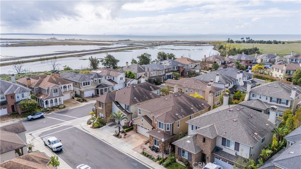 17491 Oakbluffs Lane