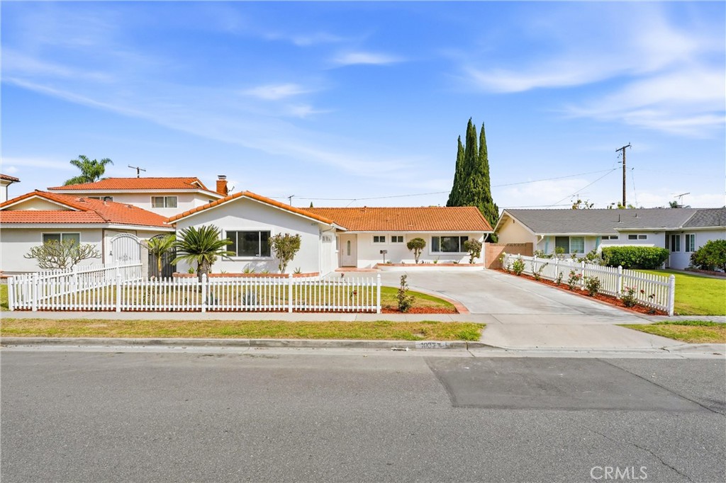10377 Morning Glory Ave