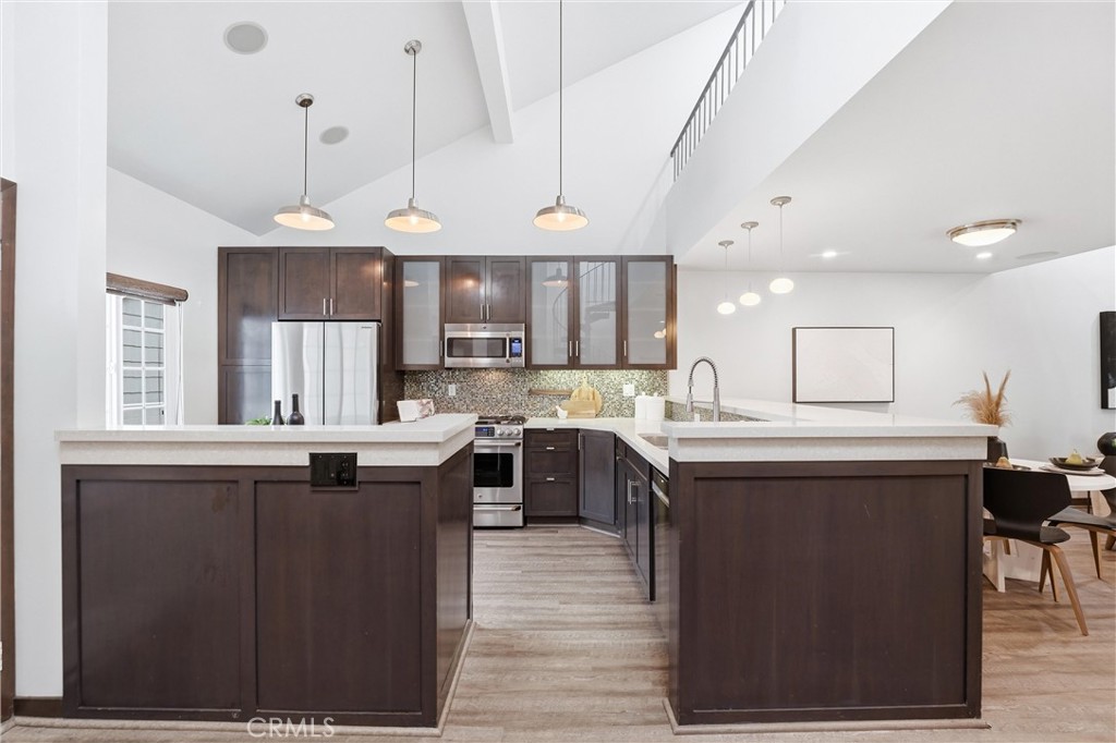 19401 Sunray Lane 204