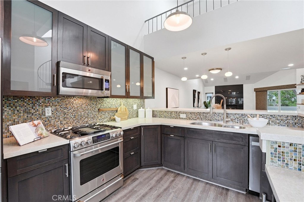 19401 Sunray Lane 204