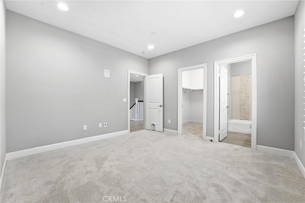 17491 Oakbluffs Lane