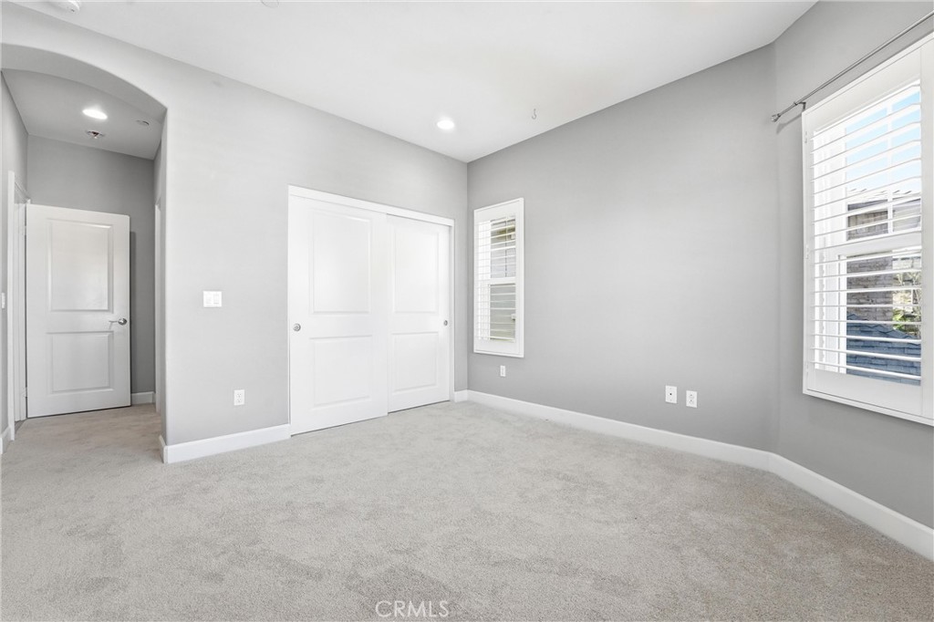 17491 Oakbluffs Lane