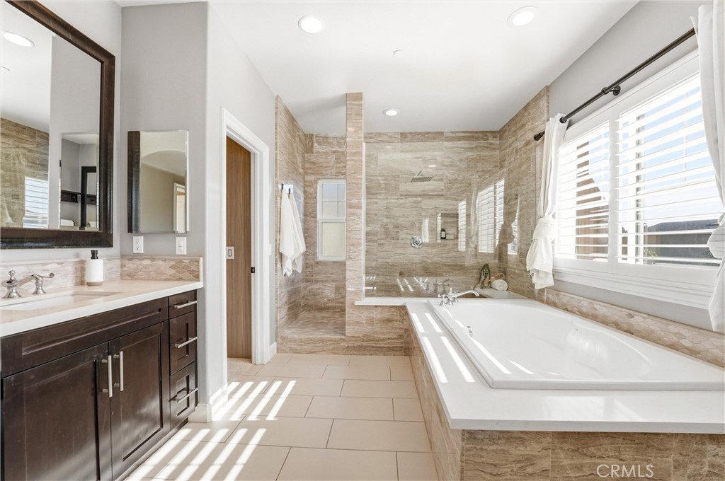 17491 Oakbluffs Lane