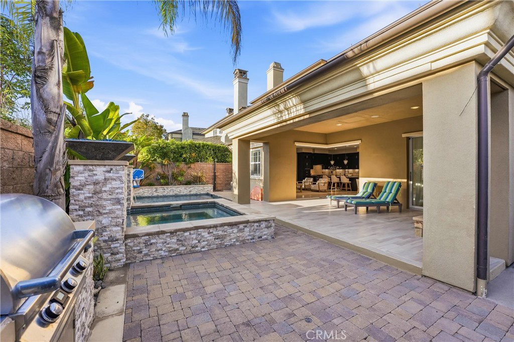 17491 Oakbluffs Lane