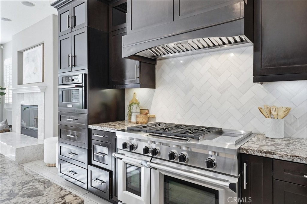 17491 Oakbluffs Lane