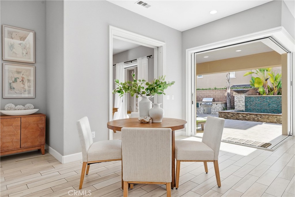 17491 Oakbluffs Lane