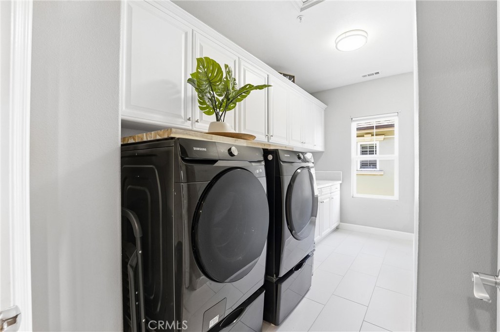 17491 Oakbluffs Lane