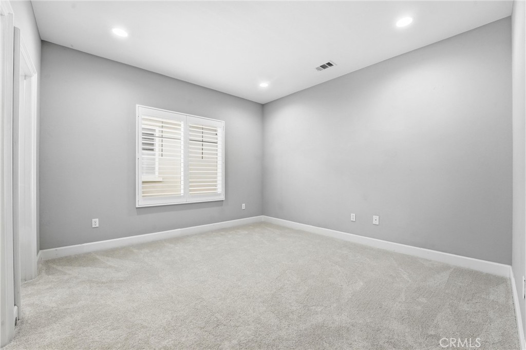 17491 Oakbluffs Lane