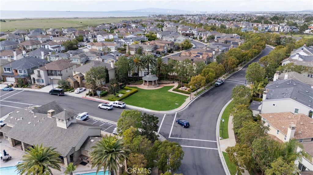 17491 Oakbluffs Lane