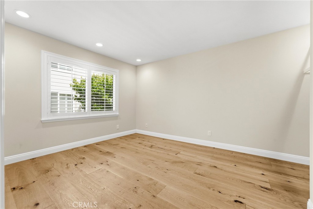 6051 Broadstone Circle