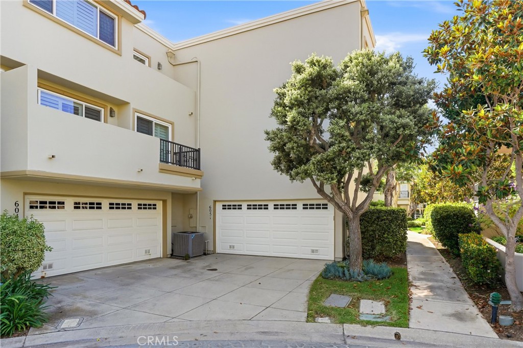 6051 Broadstone Circle