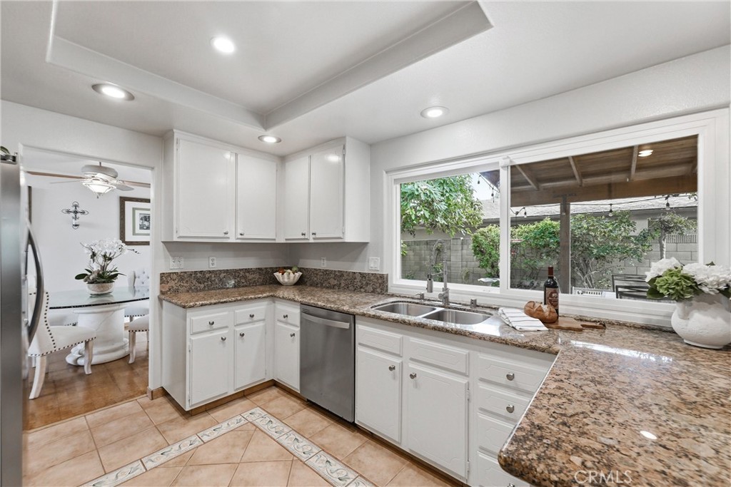 5872 Meadowbrook Drive