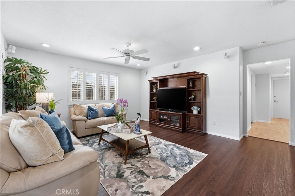 5872 Meadowbrook Drive