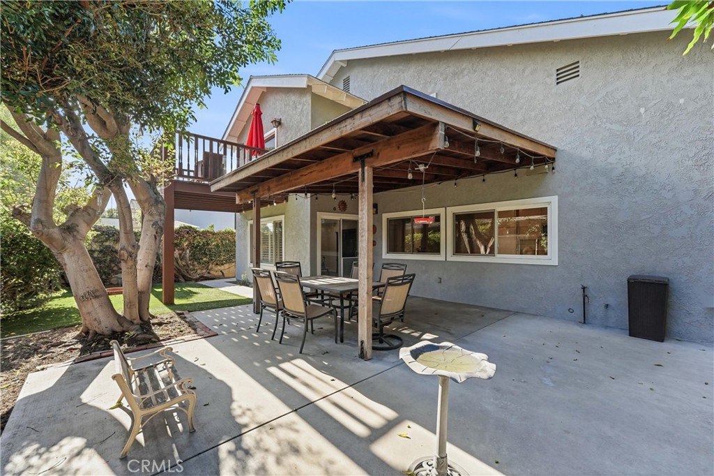 5872 Meadowbrook Drive