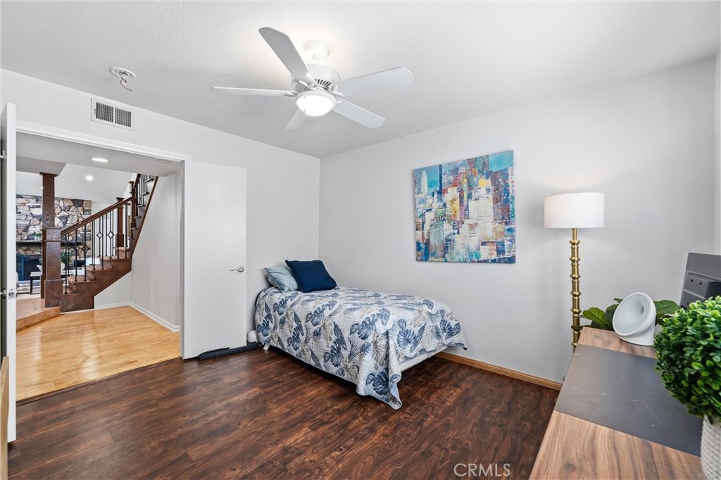 5872 Meadowbrook Drive