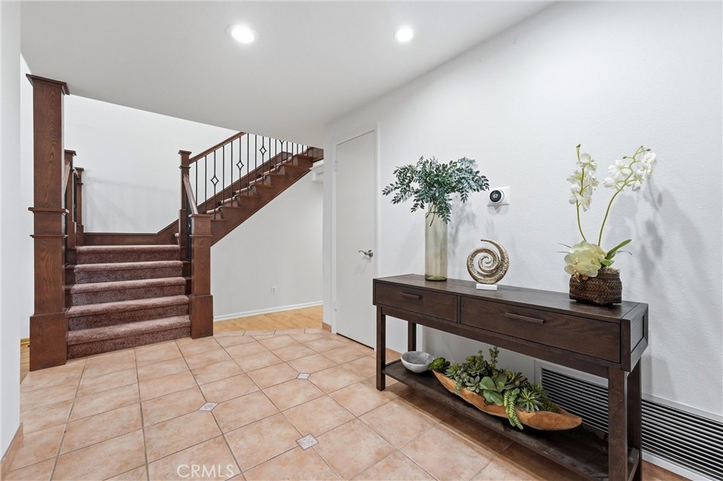 5872 Meadowbrook Drive
