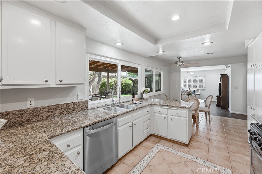 5872 Meadowbrook Drive