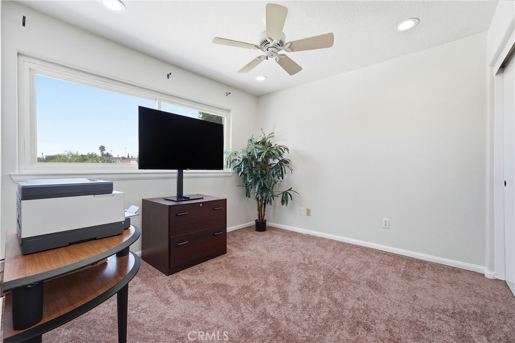 5872 Meadowbrook Drive