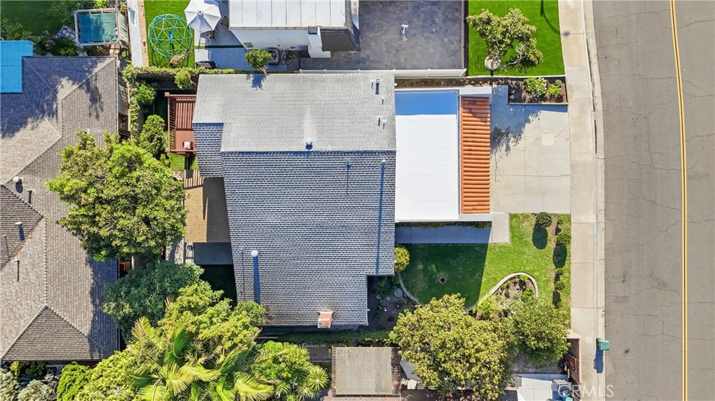 5872 Meadowbrook Drive