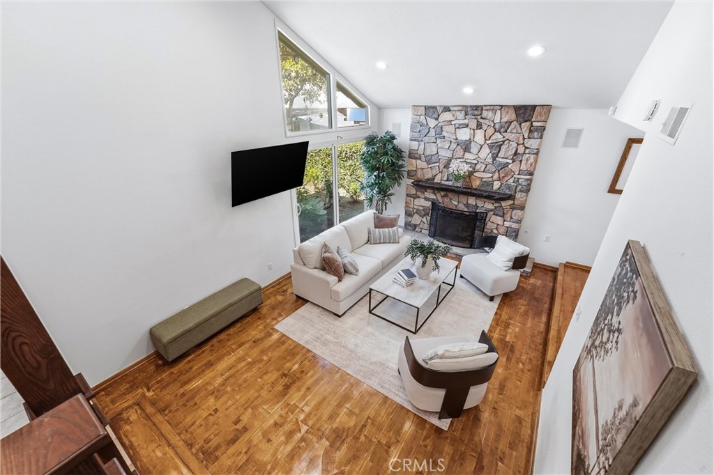 5872 Meadowbrook Drive