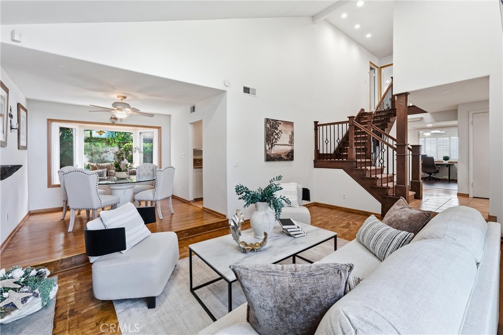 5872 Meadowbrook Drive