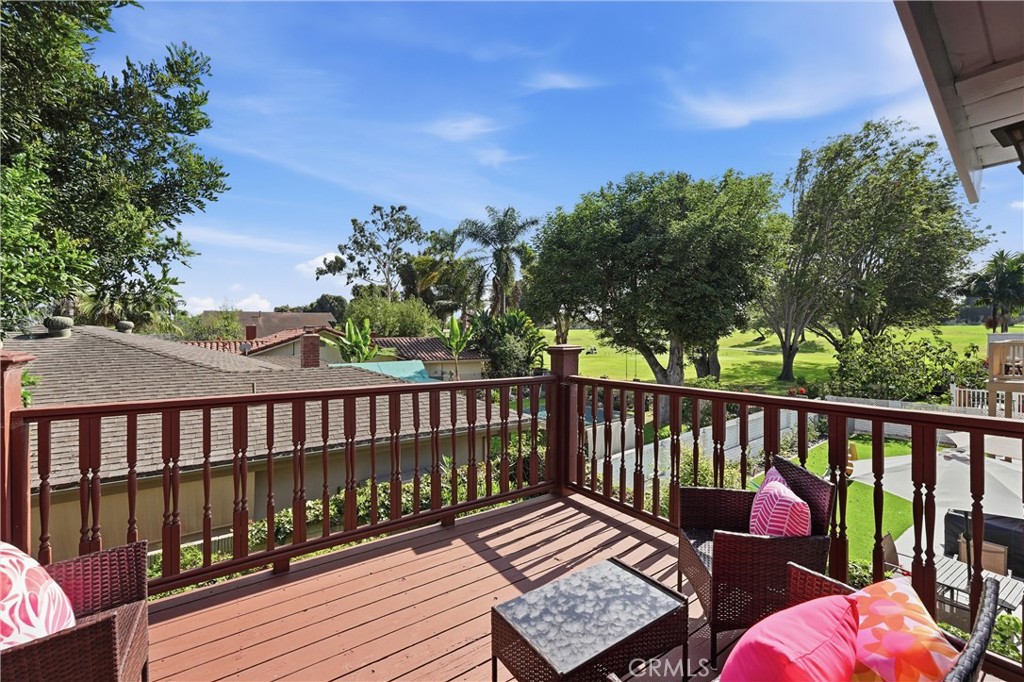5872 Meadowbrook Drive