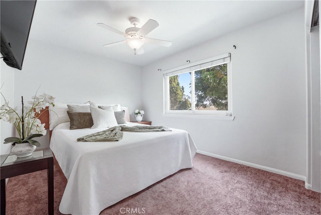 5872 Meadowbrook Drive