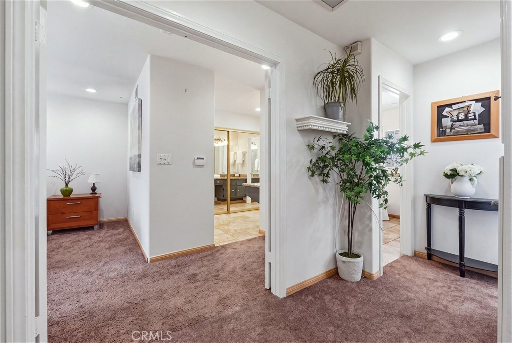 5872 Meadowbrook Drive