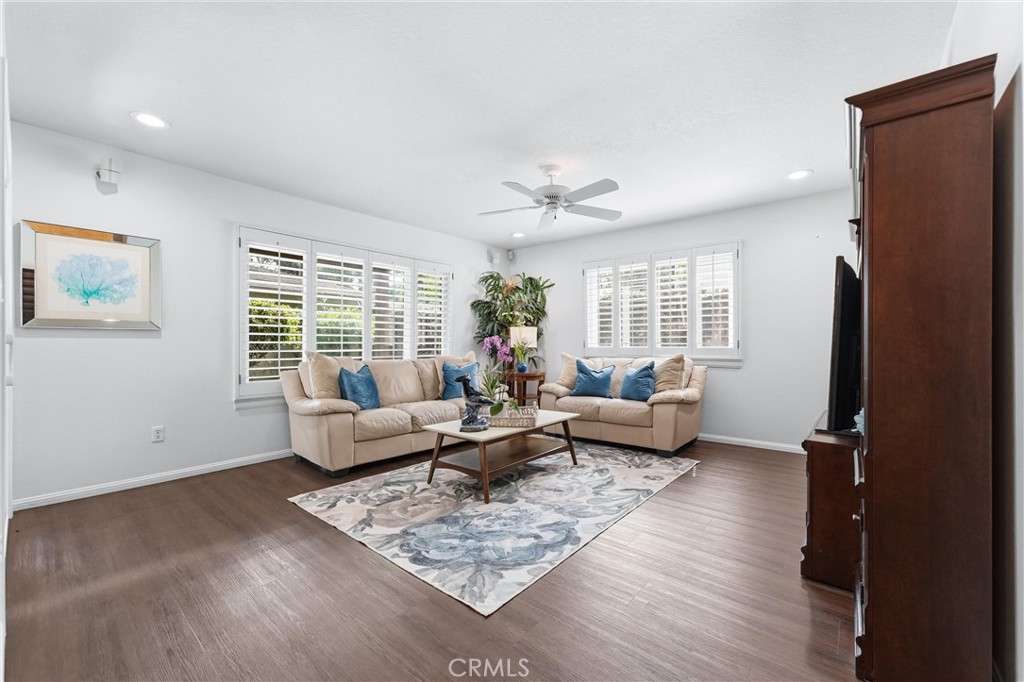 5872 Meadowbrook Drive