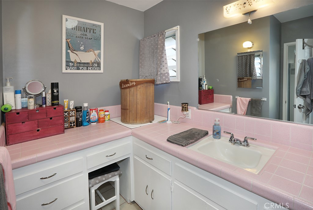 4110 E Vermont Street