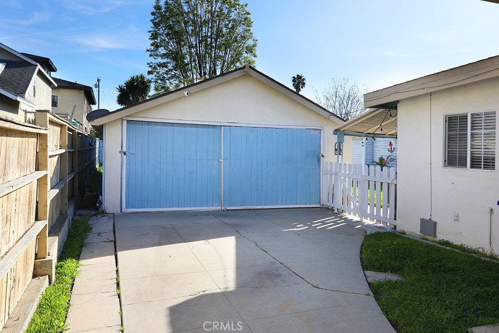 4110 E Vermont Street