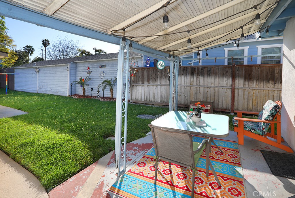 4110 E Vermont Street