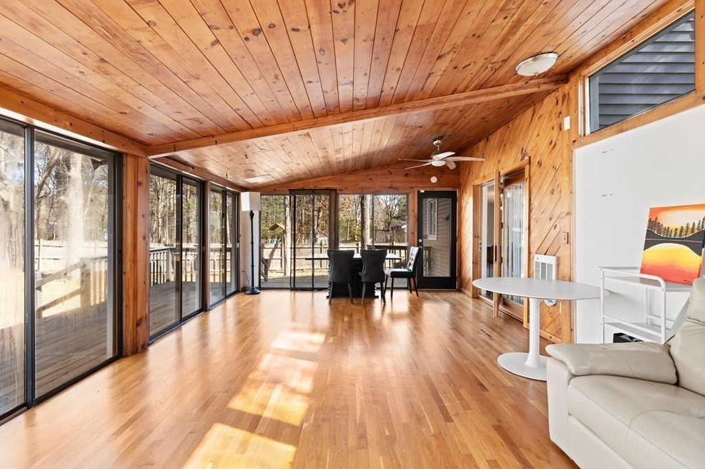 86 Larson Rd.