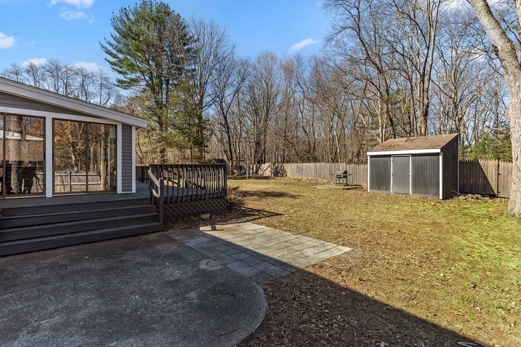 86 Larson Rd.