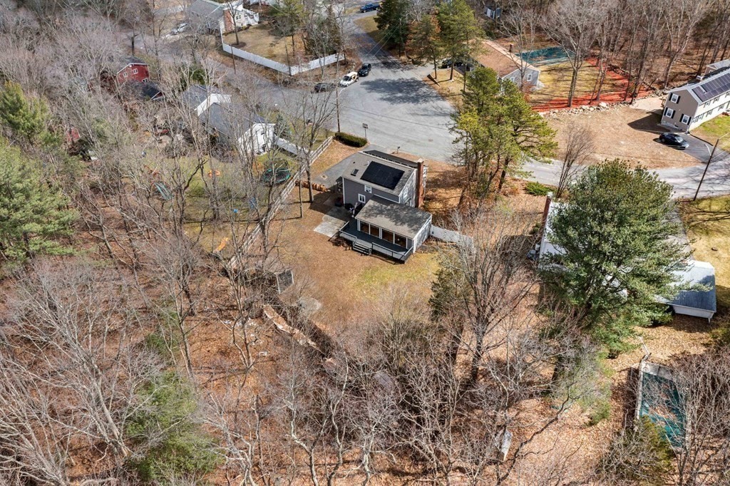86 Larson Rd.