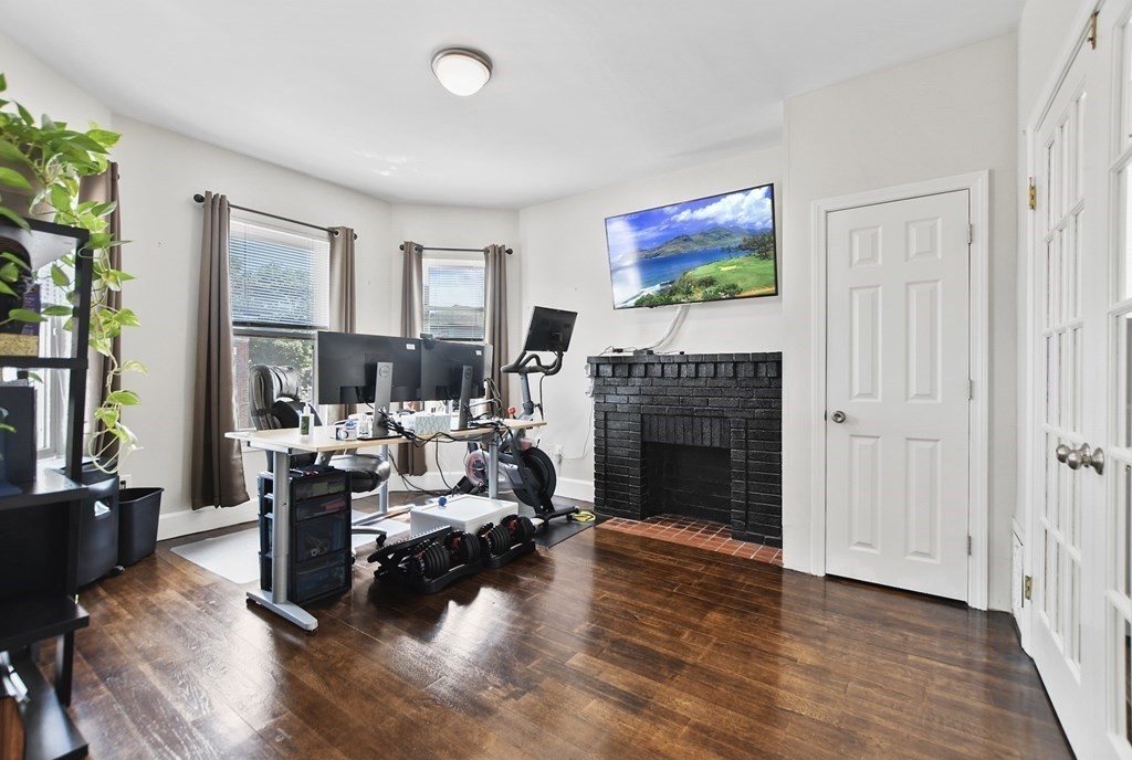 24 Gayland St Unit: 3