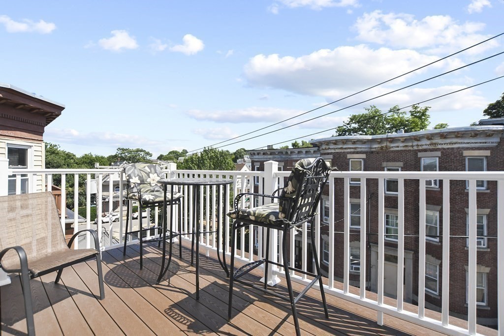 24 Gayland St Unit: 3