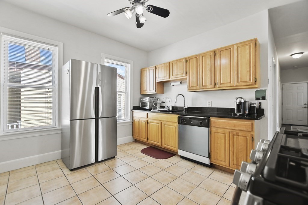 24 Gayland St Unit: 3