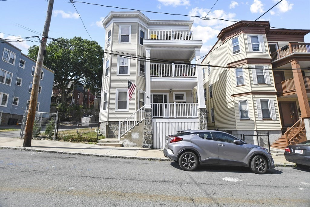 24 Gayland St Unit: 3